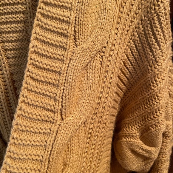 She & Sky sweater - Picture 3 of 5